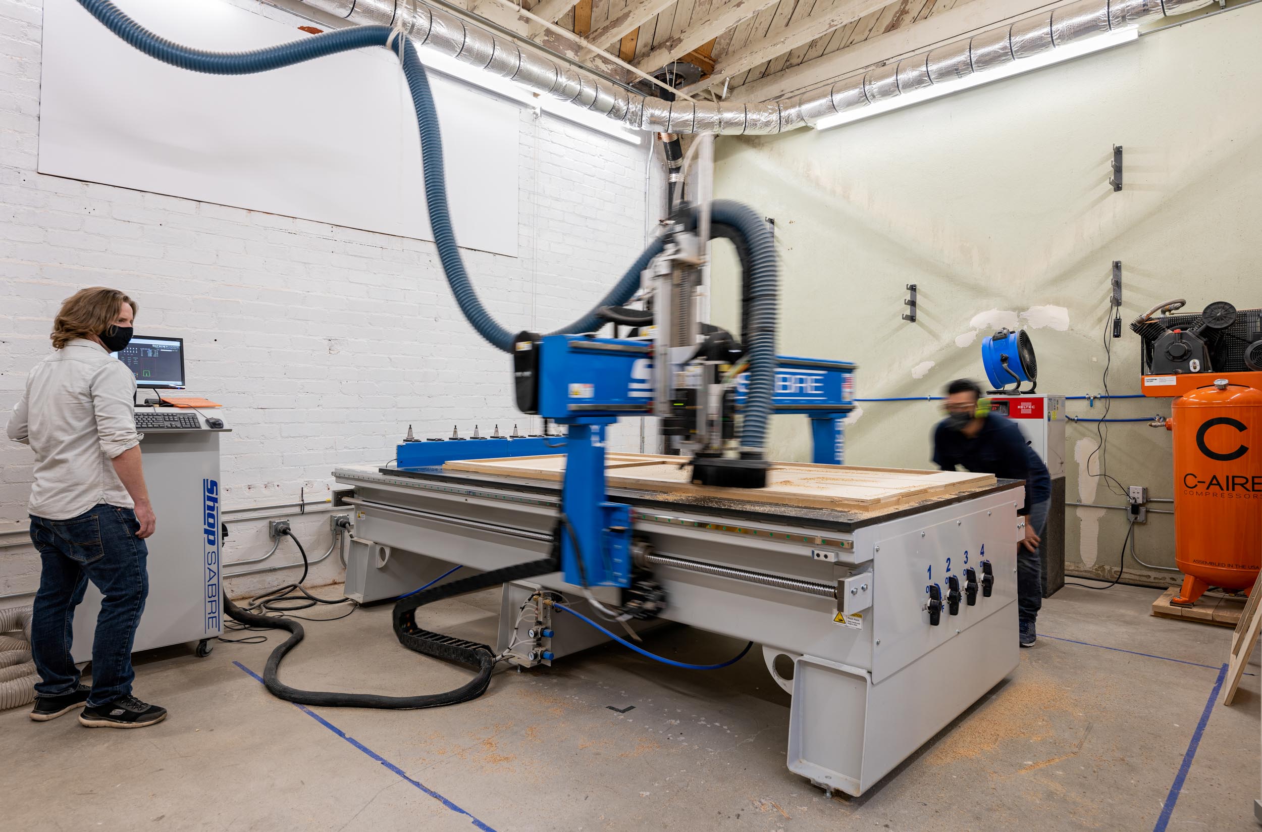 Milling machine in RIOS maker space