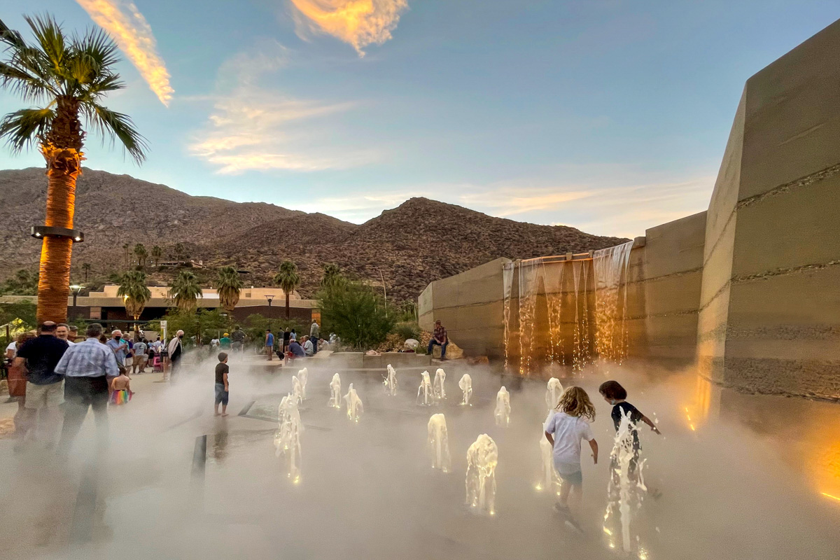 Fountain illuminating in the evening at Palm Springs Park